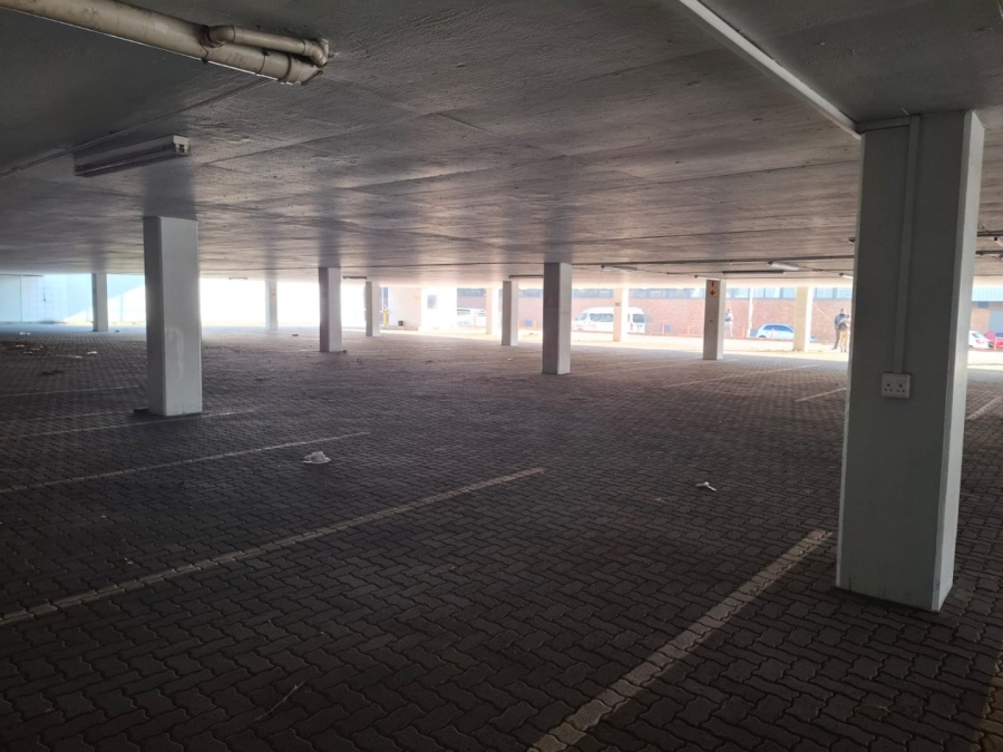  Bedroom Property for Sale in Bloemfontein Free State